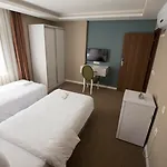 Royal Life Exclusive Hotel