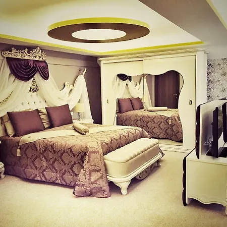 رويال لايف اكسكلوزيف 4*