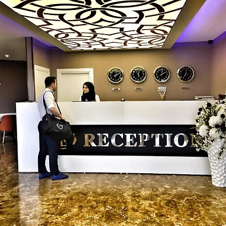 Royal Life Exclusive Hotel