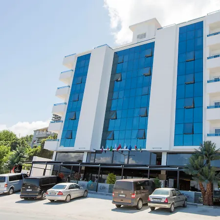 Royal Life Exclusive Hotel