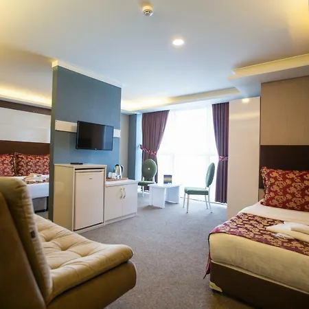Royal Life Exclusive Hotel 4*