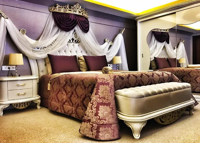 Royal Life Exclusive מלון