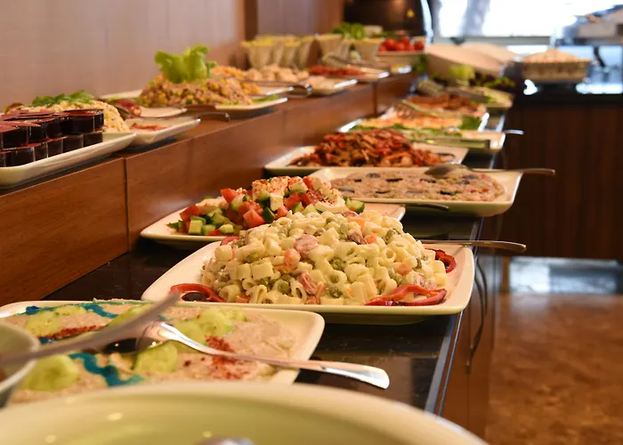 Royal Life Exclusive