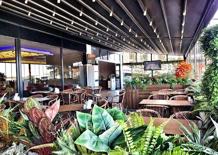 מלון Royal Life Exclusive