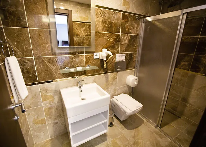 Royal Life Exclusive