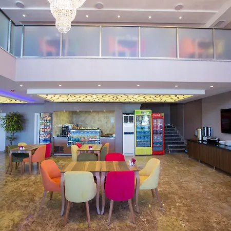 Royal Life Exclusive Hotel 4*