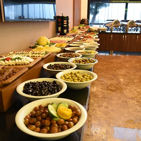 Royal Life Exclusive Hotel